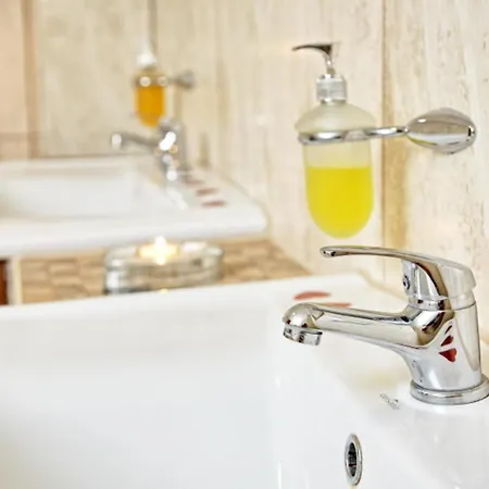 Otel Best Inn 3*